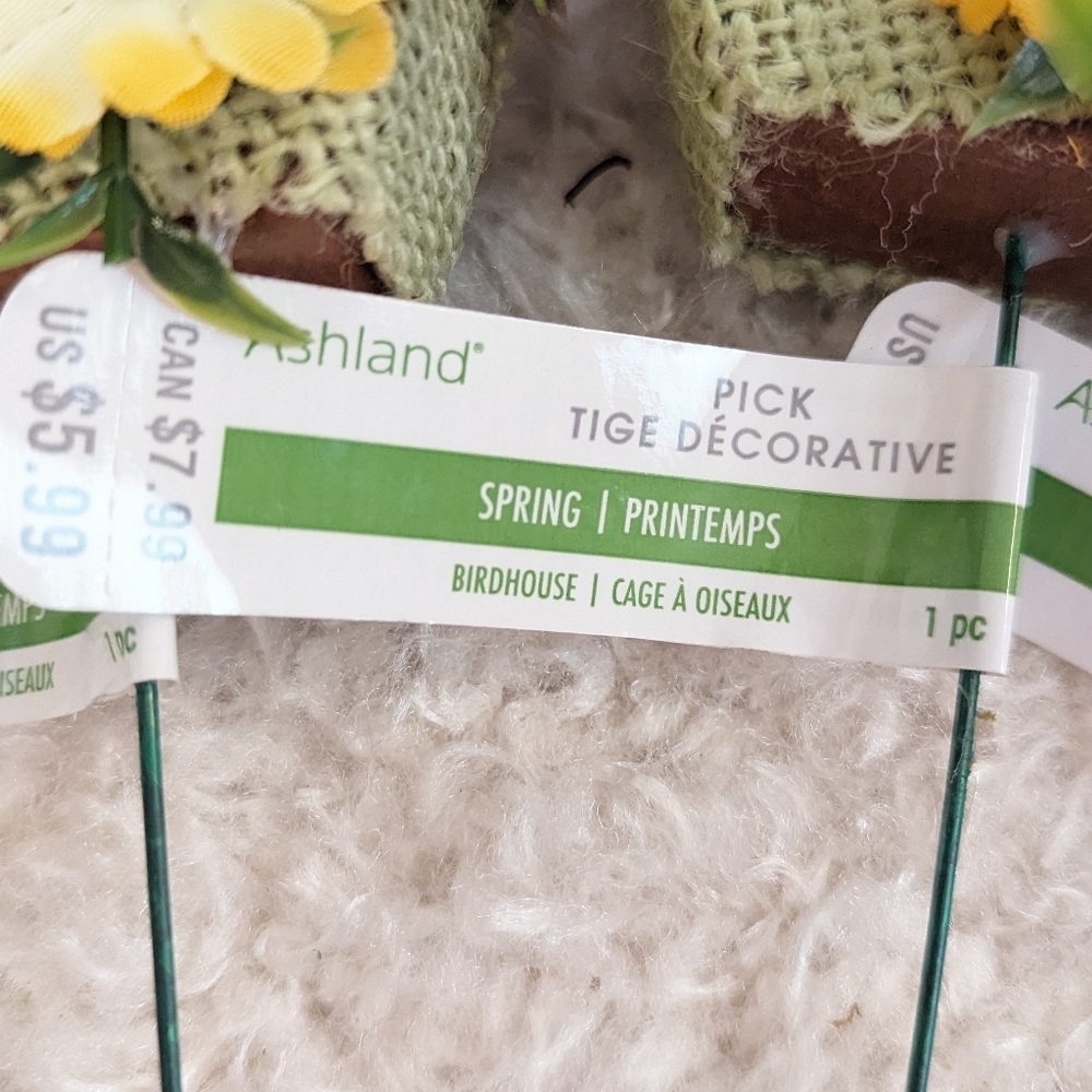 Ashland Spring Bird House Garden Plant Yard Pick 4 Picks NWT - Picture 3 of 11